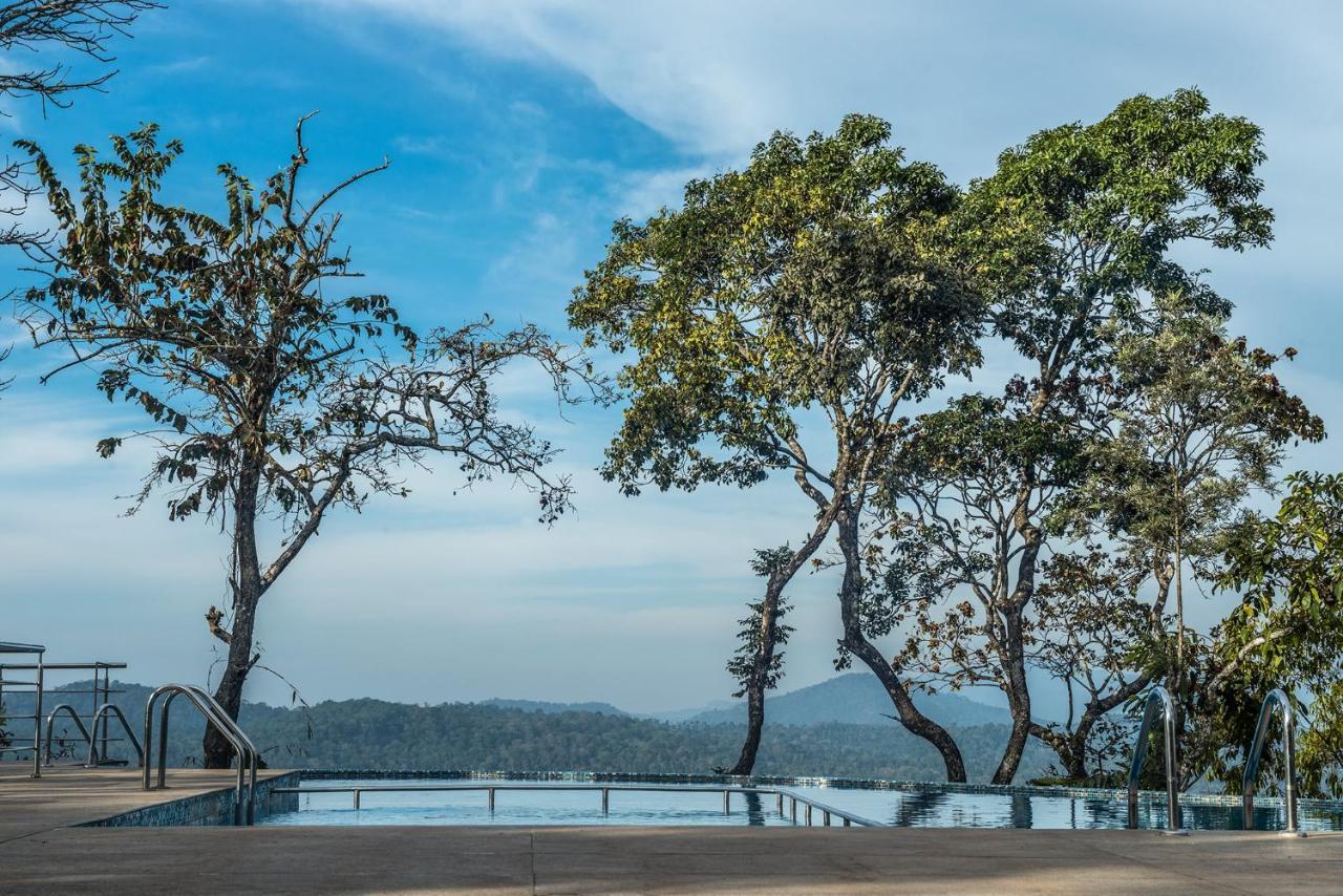 The Porcupine Castle Resort Madikeri Luaran gambar